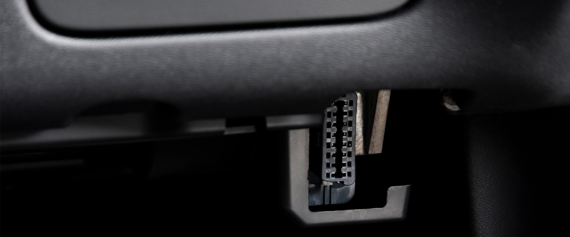 Diagnosing Complex Automotive Systems with Code Readers